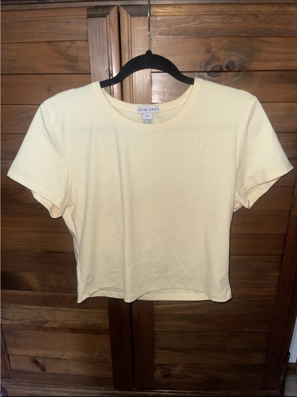 Women’s Butter Yellow Short Sleeve Crop Top Size XL Babytee, Y2K